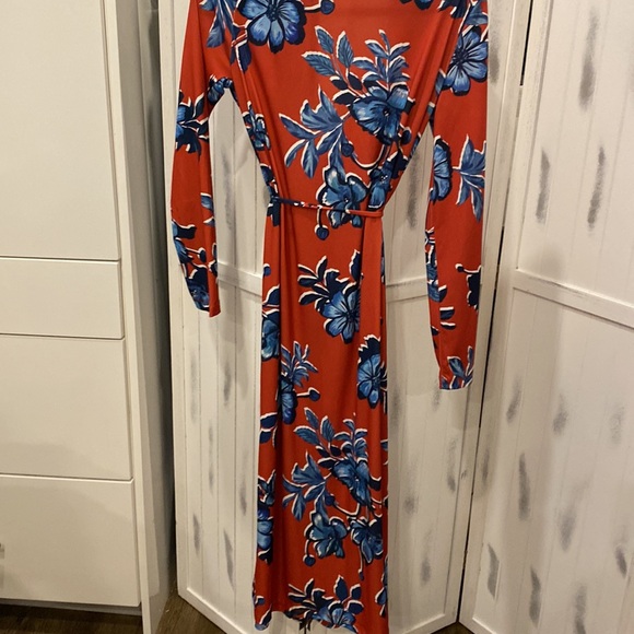 Zara dress - Picture 4 of 5